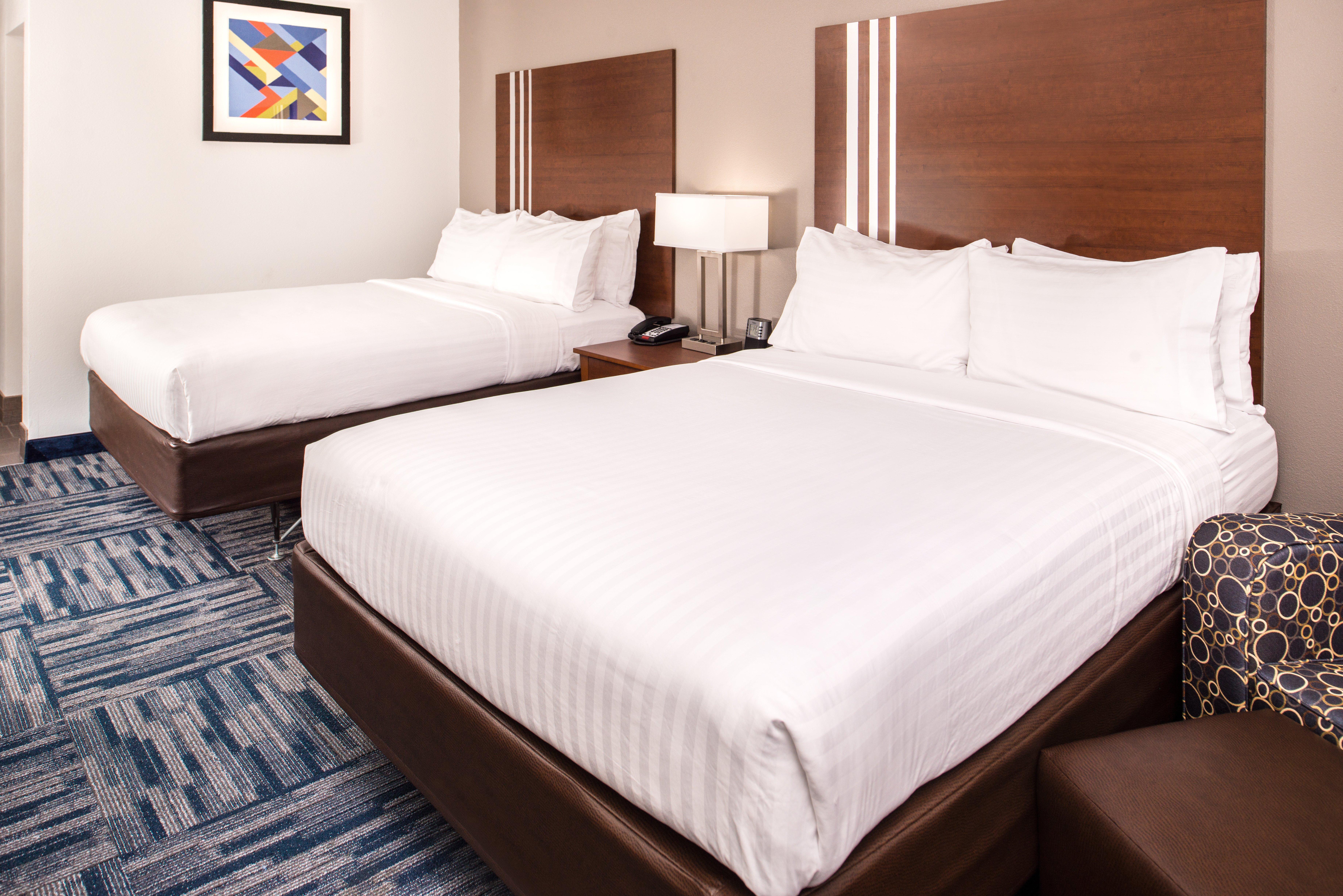 Hotel Express & Highway 54/70 By Ihg