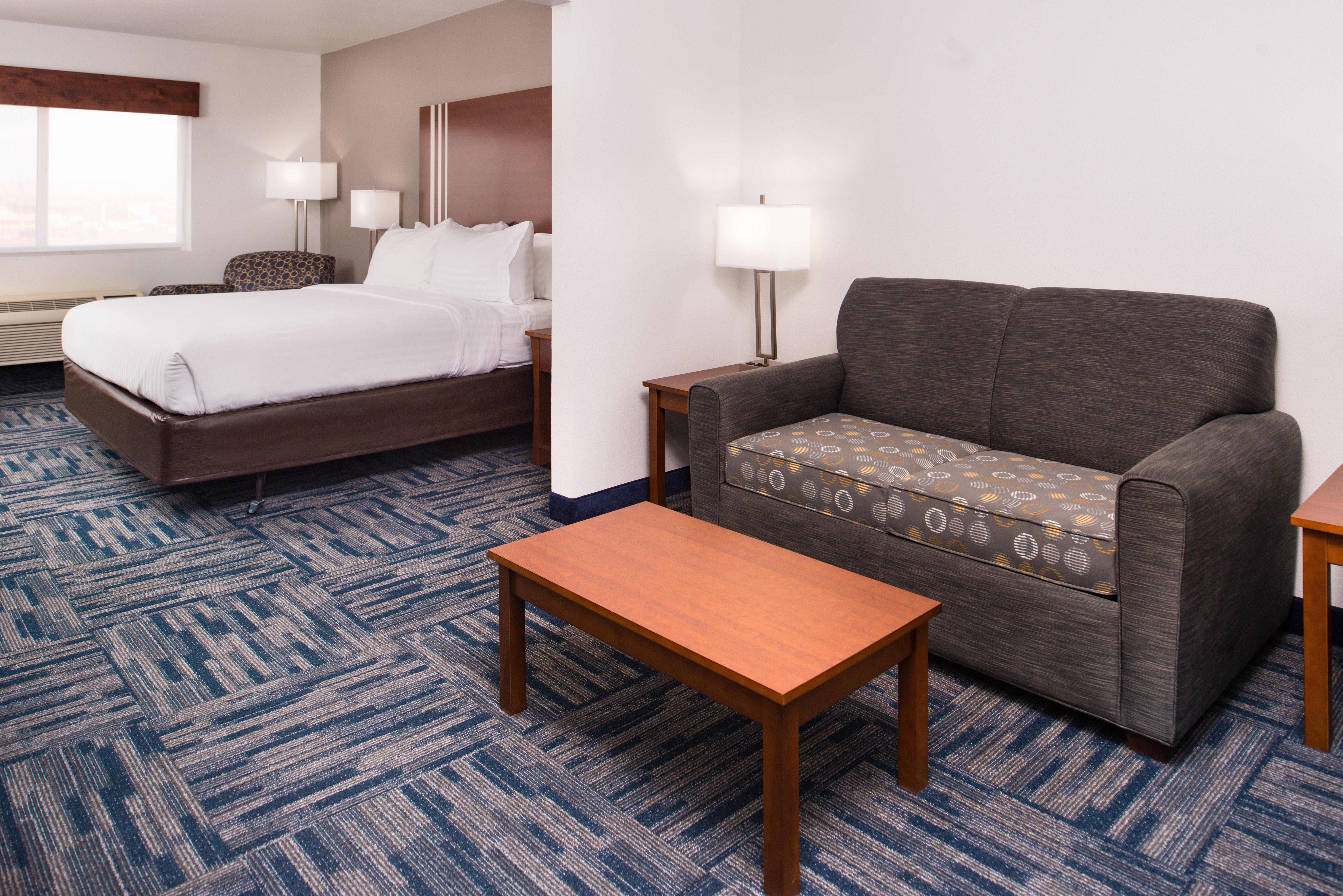 Holiday Express & Highway 54/70 By Ihg