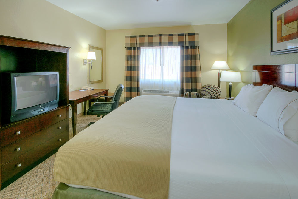 Express & Highway 54/70 By Ihg
